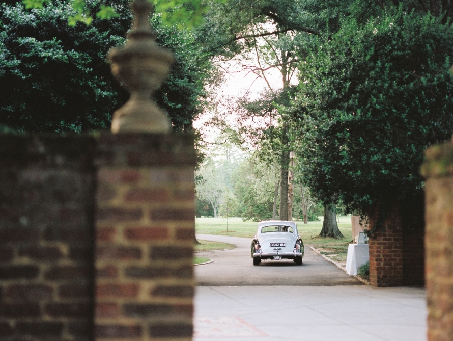 Virginia.Wedding.Photographer_FILM.Wedding.Photographer_ENGAGEMENT.PICTURES.ANNIVERSARY.SESSION_015